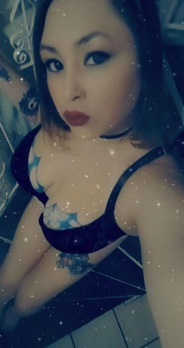 Skarlettewebb (@skarlettewebb), OnlyFans creator