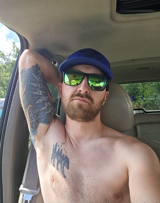 Skyisfalling91 (@skyisfalling91), OnlyFans creator