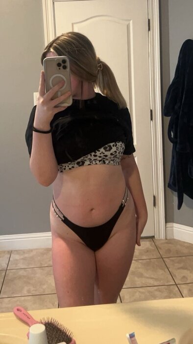 Skykate23 (@skykate23), OnlyFans creator