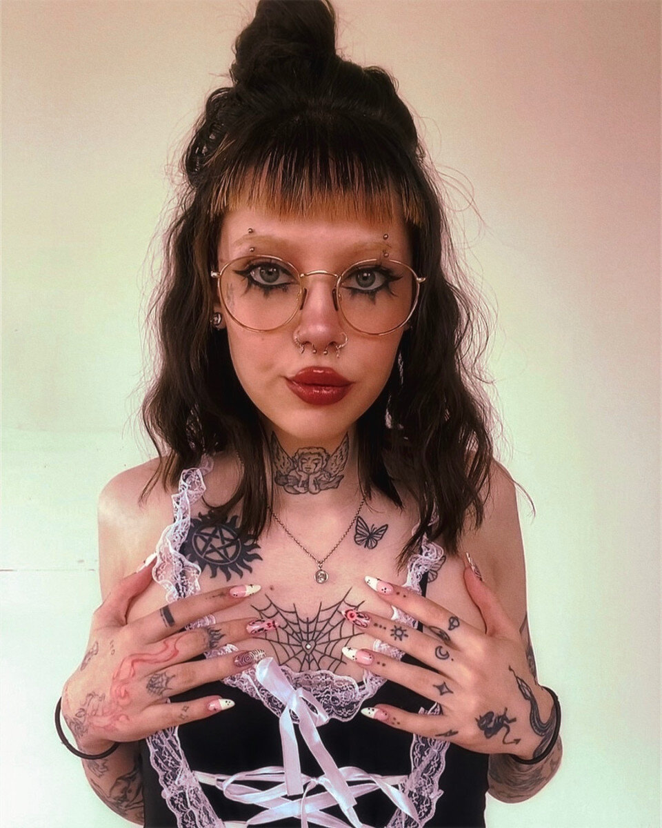 Skylergrace (@skylergrace), OnlyFans creator