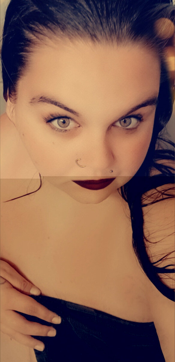 Slcmommsiez801 (@slcmommsiez801), OnlyFans creator