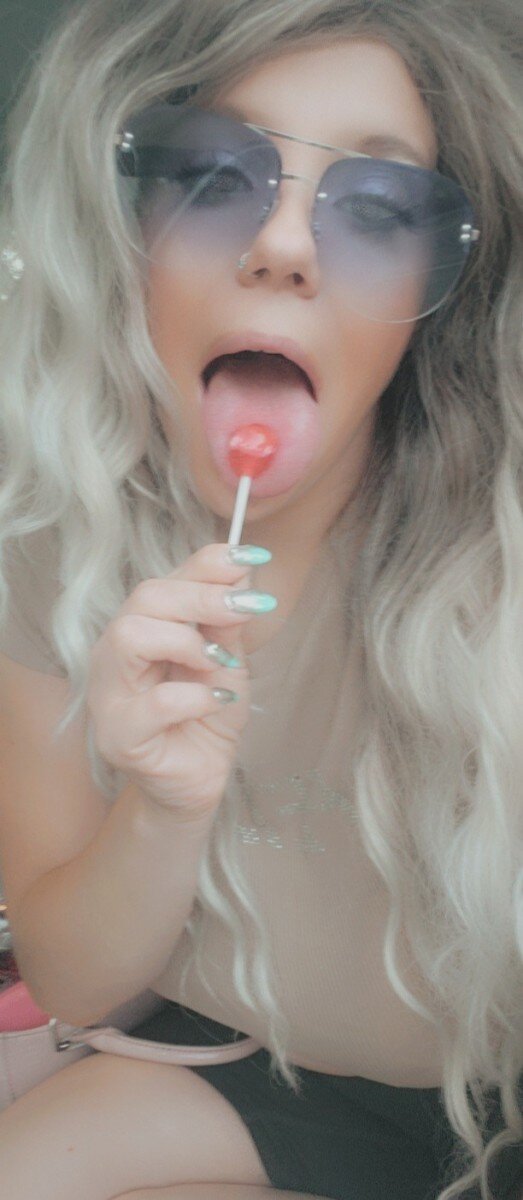 Sliperynwet69 (@sliperynwet69), OnlyFans creator
