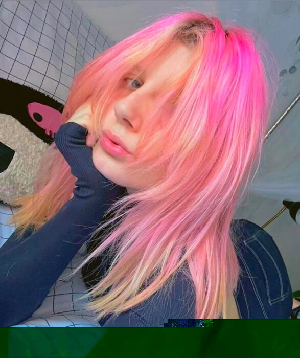Smallkittn (@smallkittn), OnlyFans creator