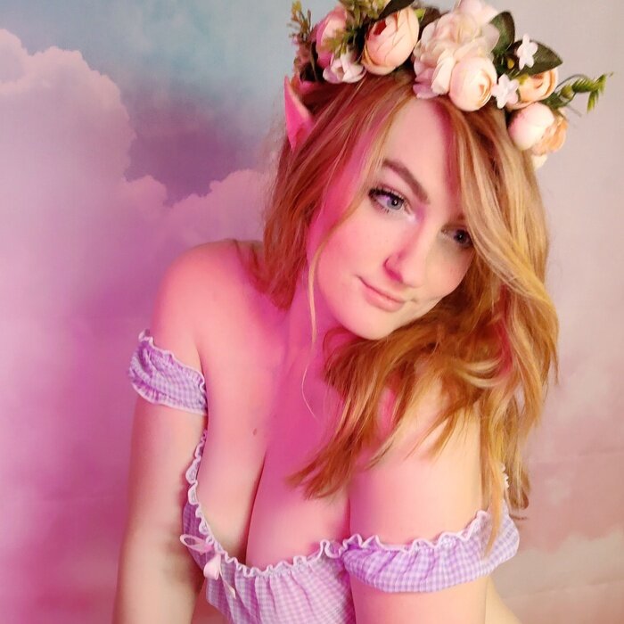 Smittendaisy (@smittendaisy), OnlyFans creator