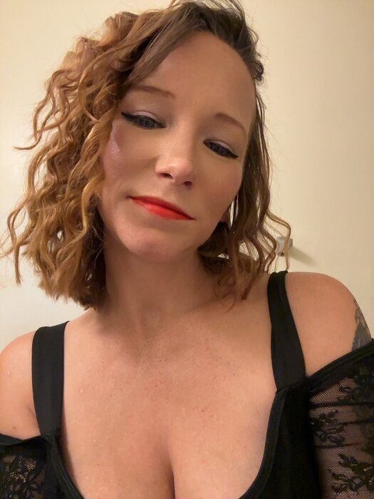 Smokemamax (@smokemamax), OnlyFans creator