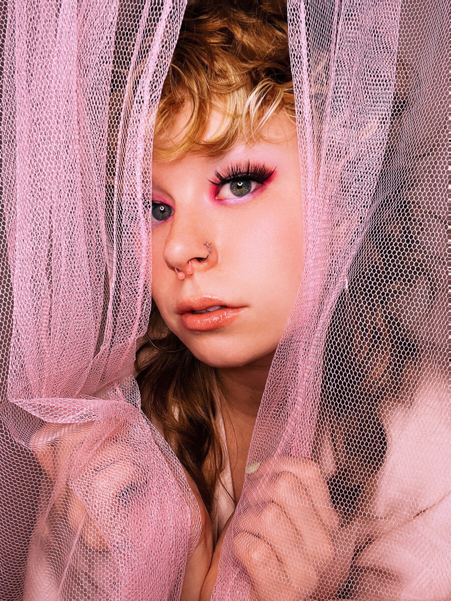 Smolbeanjeann (@smolbeanjeann), OnlyFans creator