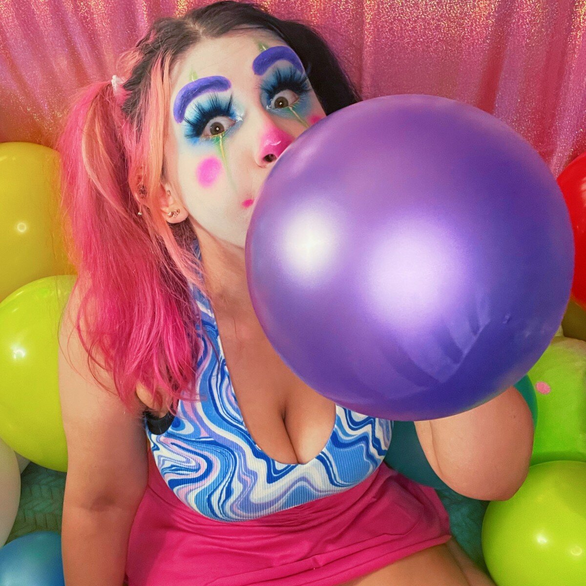 Smollbabeyfree (@smollbabeyfree), OnlyFans creator