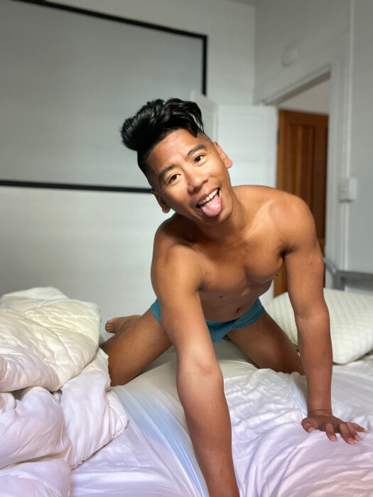 Smoothbrownboy (@smoothbrownboy), OnlyFans creator