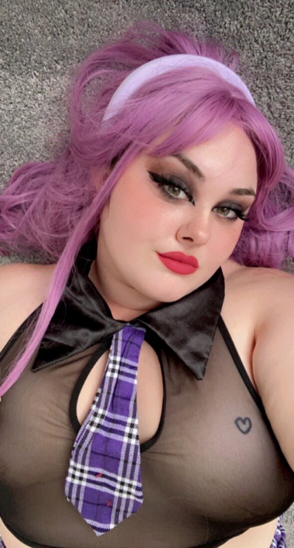 Sn0wwhitexo (@sn0w_whitexo), OnlyFans creator