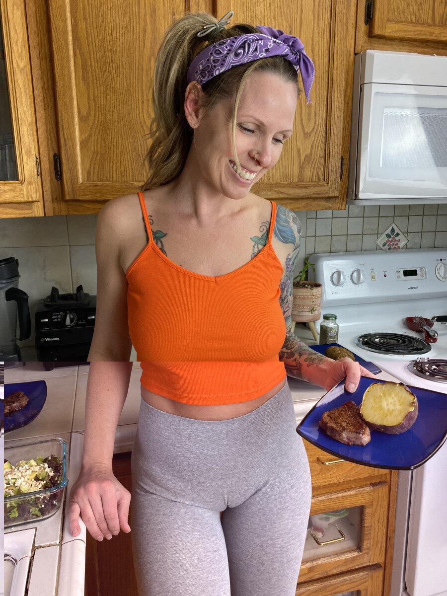Snackingwithskyler (@snackingwithskyler), OnlyFans creator