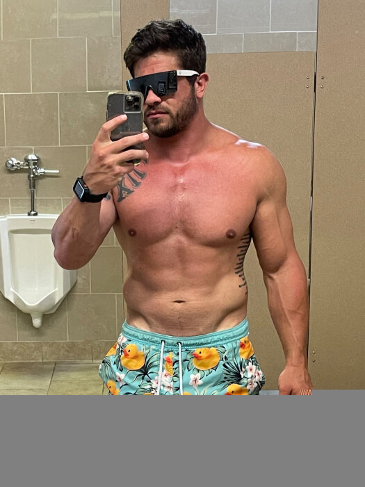 Snackmaster (@snackmaster), OnlyFans creator