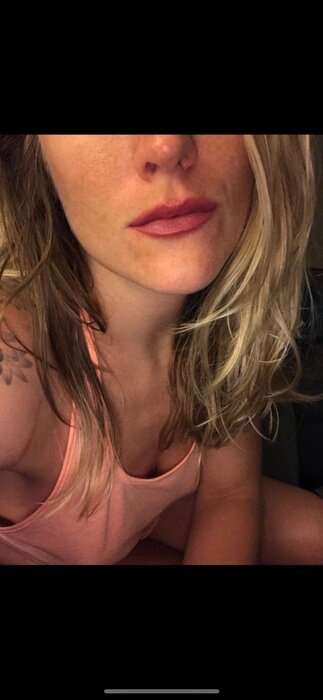 Snowshadow28 (@snow_shadow28), OnlyFans creator