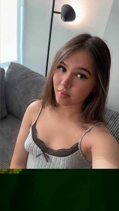 Snowiicute (@snowiicute), OnlyFans creator