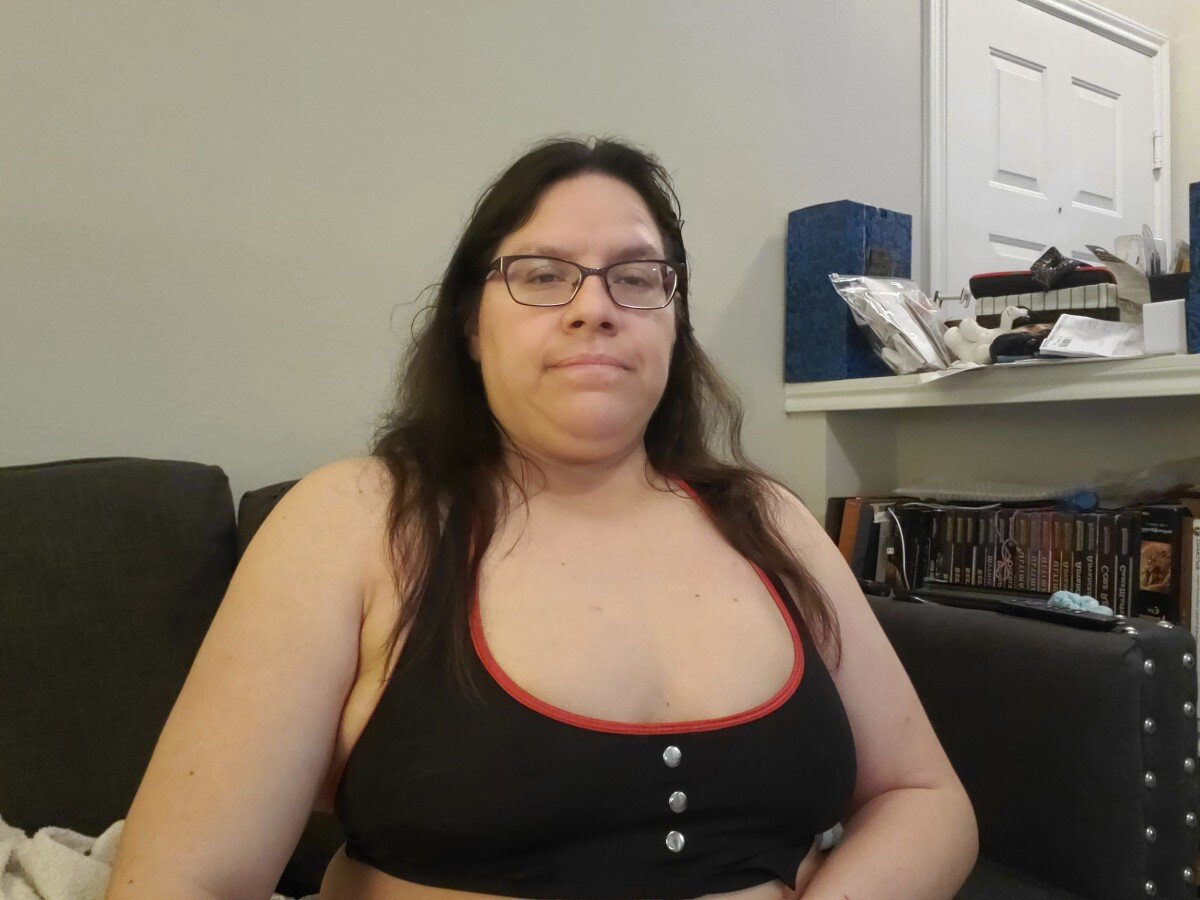 Snowladywhitewolffree (@snowladywhitewolffree), OnlyFans creator