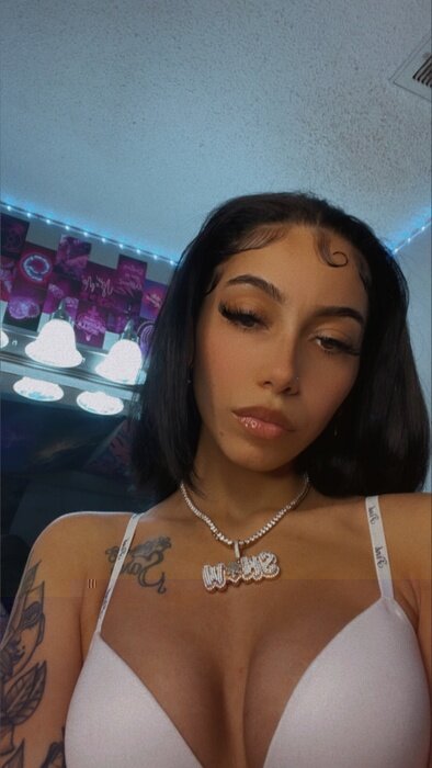 Snowstrips (@snowstrips), OnlyFans creator