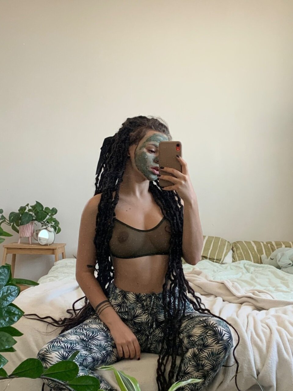 Sowhyynot (@so_whyy_not), OnlyFans creator