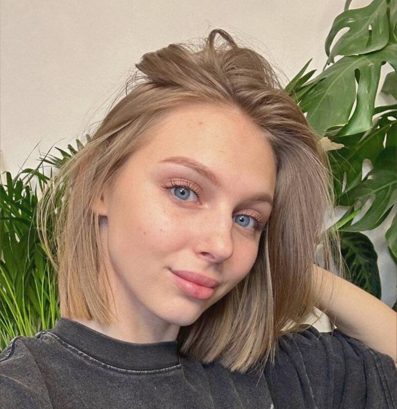 Sofia Parker (@sofiaaaparker), OnlyFans creator