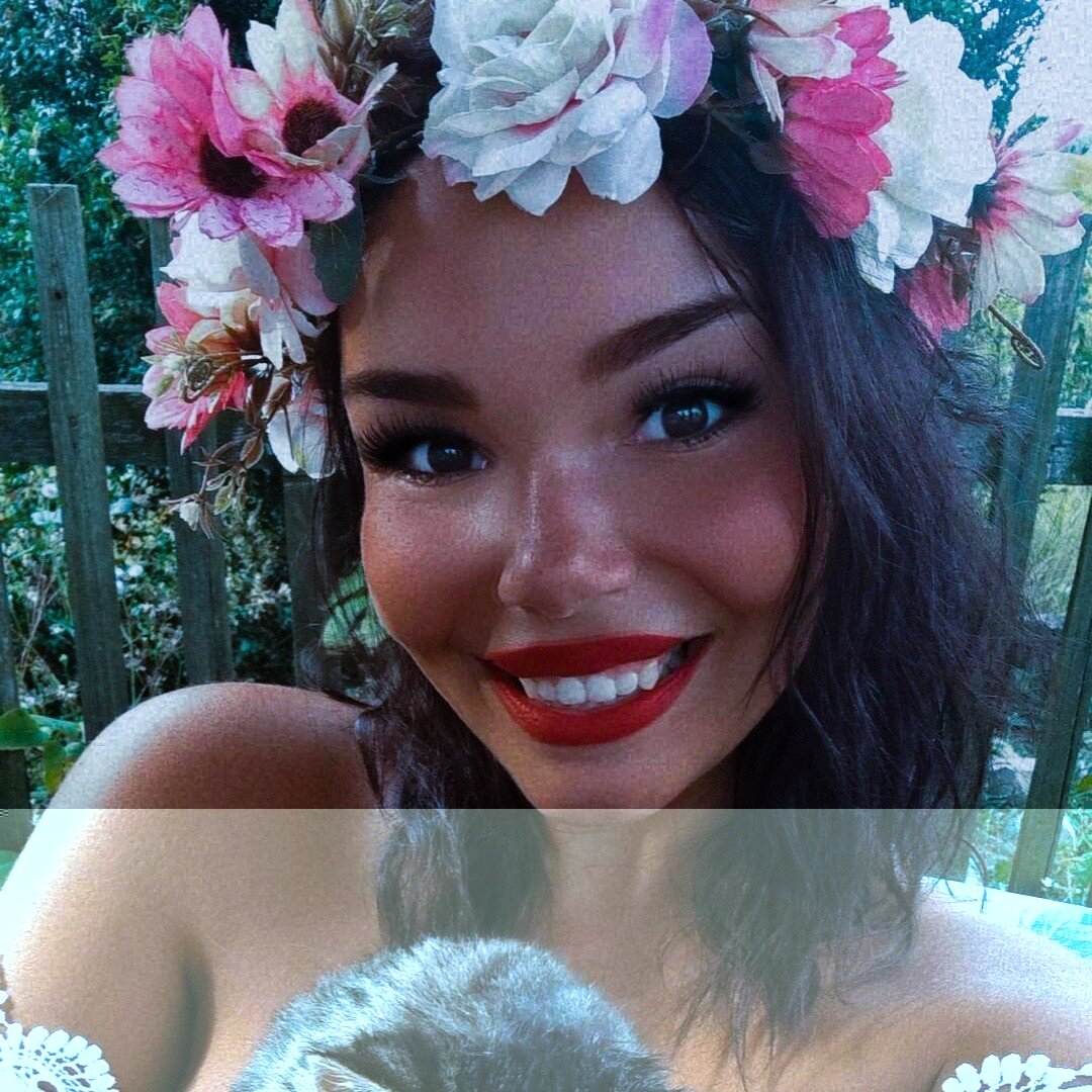 Sofialeexxx (@sofialee_xxx), OnlyFans creator
