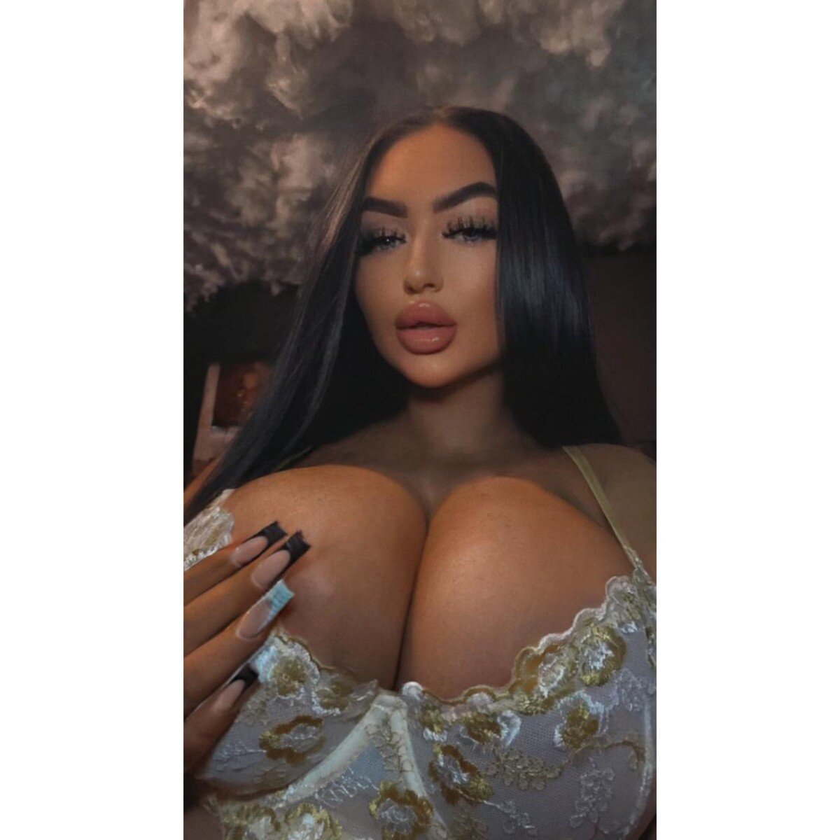 Sofydenton (@sofydenton), OnlyFans creator