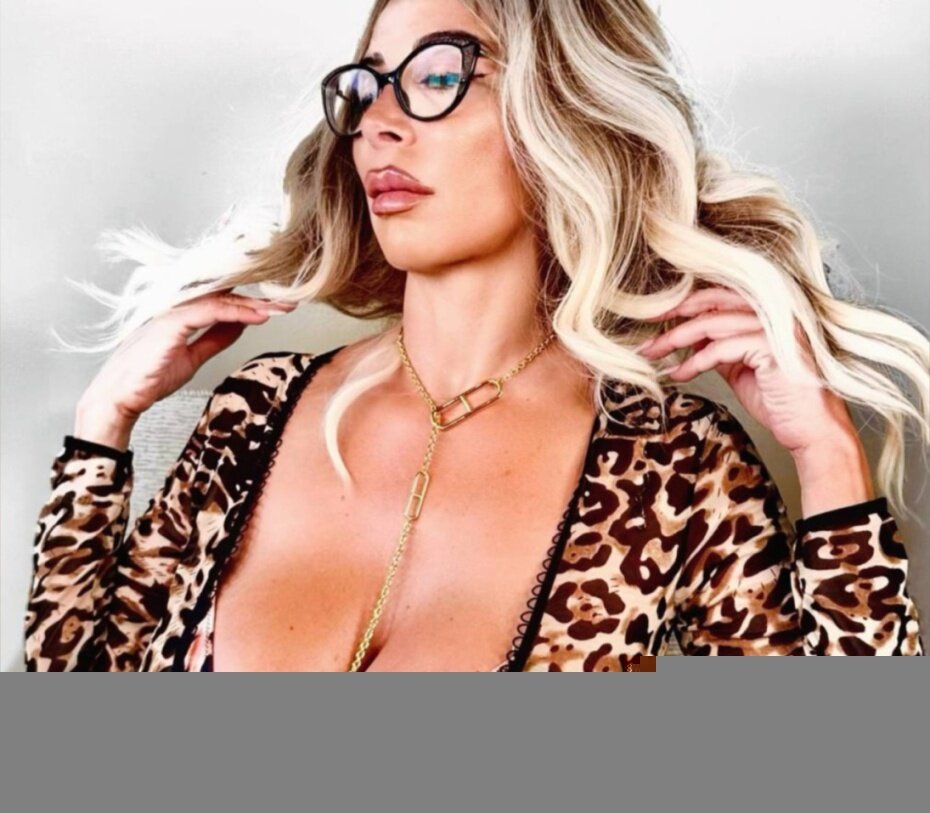 Soniagrey (@soniagrey), OnlyFans creator