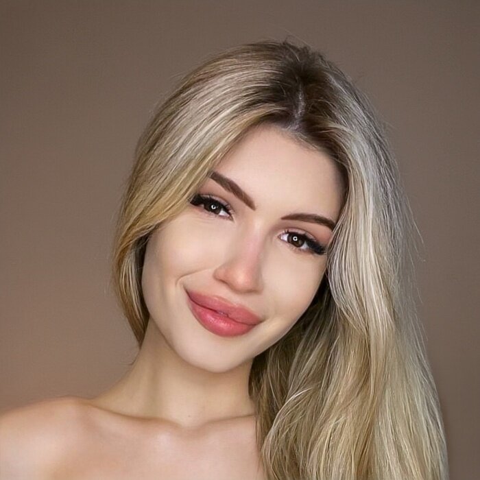 Sofia (@sonyabladeua), OnlyFans creator