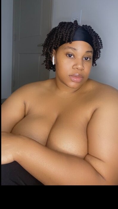 Sonyaraw (@sonyaraw), OnlyFans creator