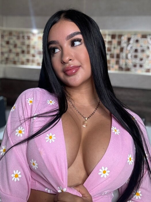 Sophiaramirez01 (@sophia_ramirez01), OnlyFans creator