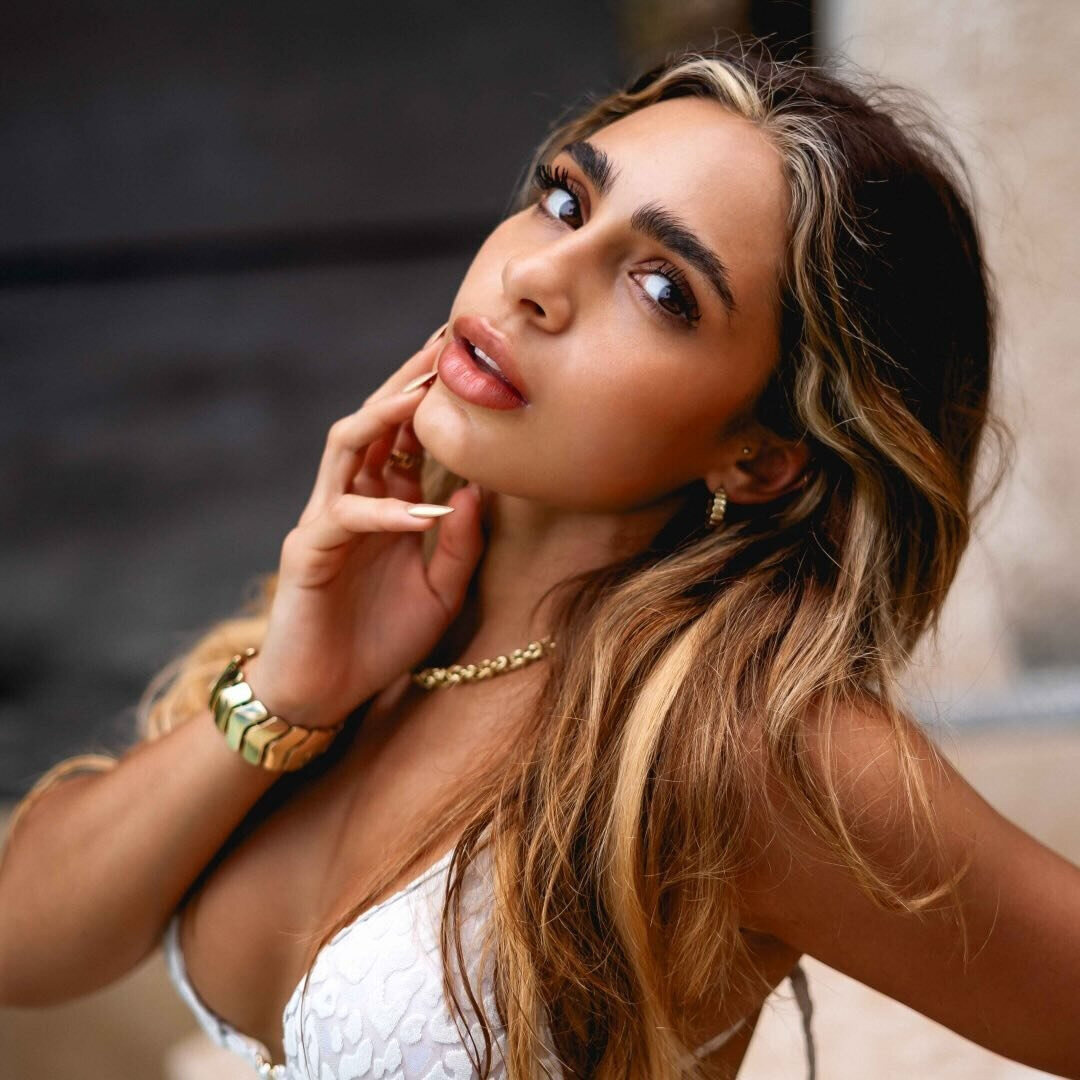 Sophielopez (@sophie.lopez), OnlyFans creator