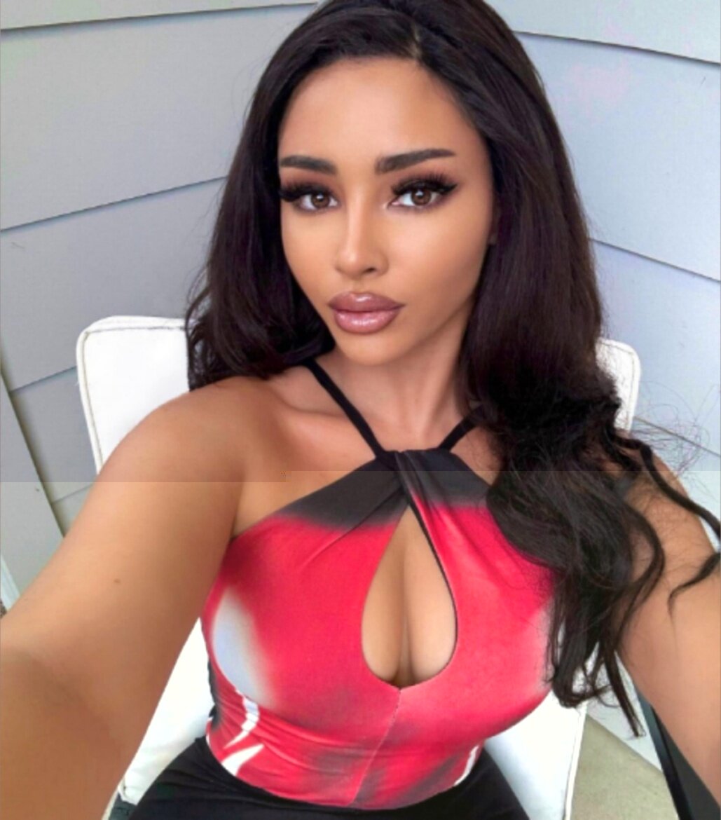 Sophiesierra (@sophie_sierra), OnlyFans creator