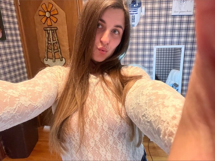 Sophieluvv (@sophieluvv), OnlyFans creator
