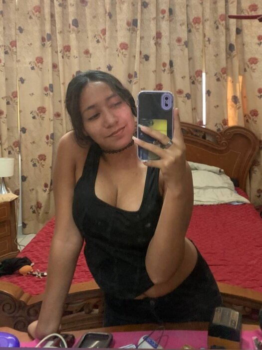 Sophyehoe (@sophyehoe), OnlyFans creator