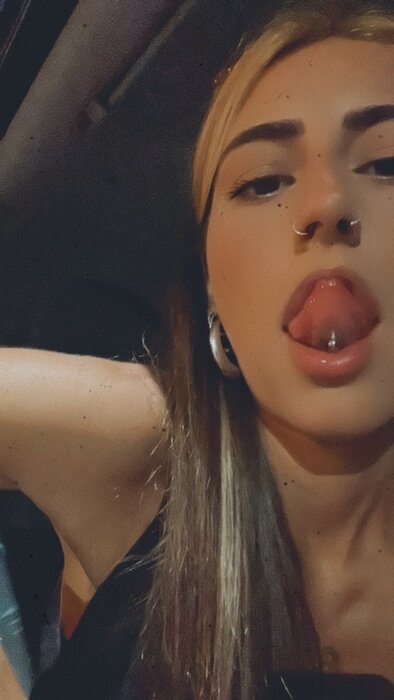 Sorayaxxxfree (@soraya_xxxfree), OnlyFans creator
