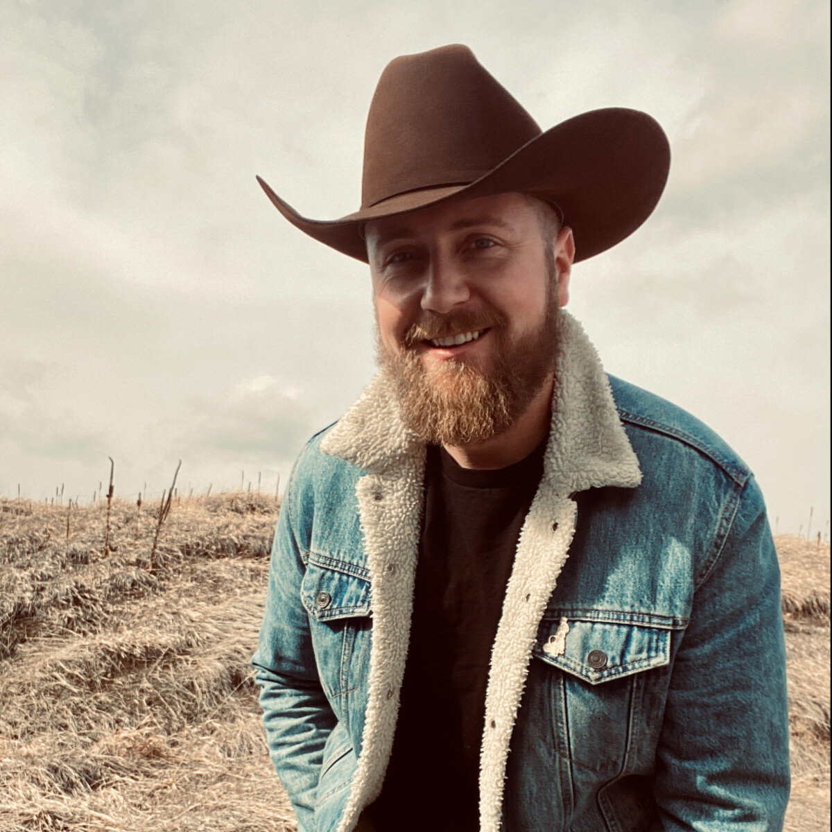 Southdakotabutt (@southdakotabutt), OnlyFans creator