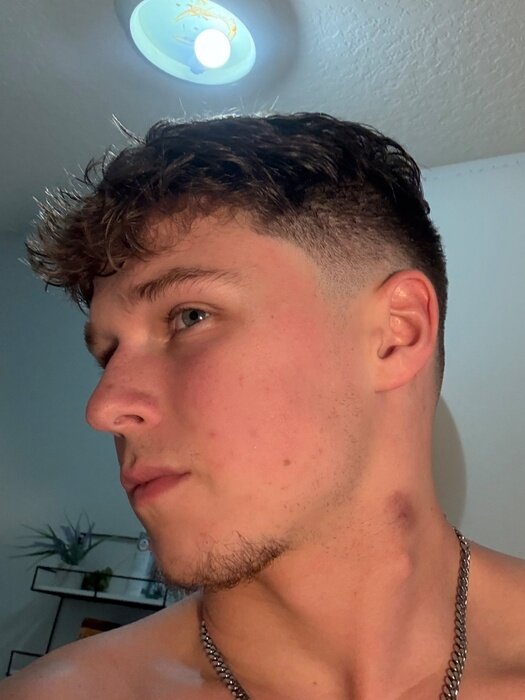 Southernboy00 (@southern_boy00), OnlyFans creator