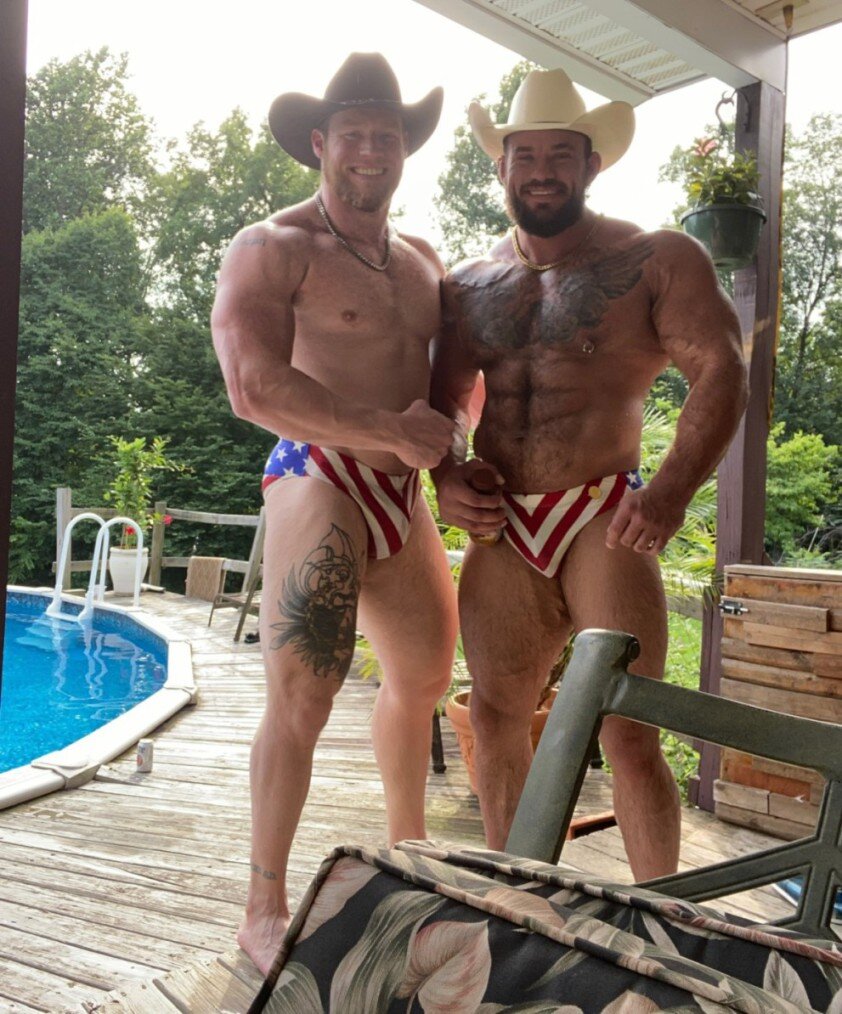 Southernbeastcakez (@southernbeastcakez), OnlyFans creator
