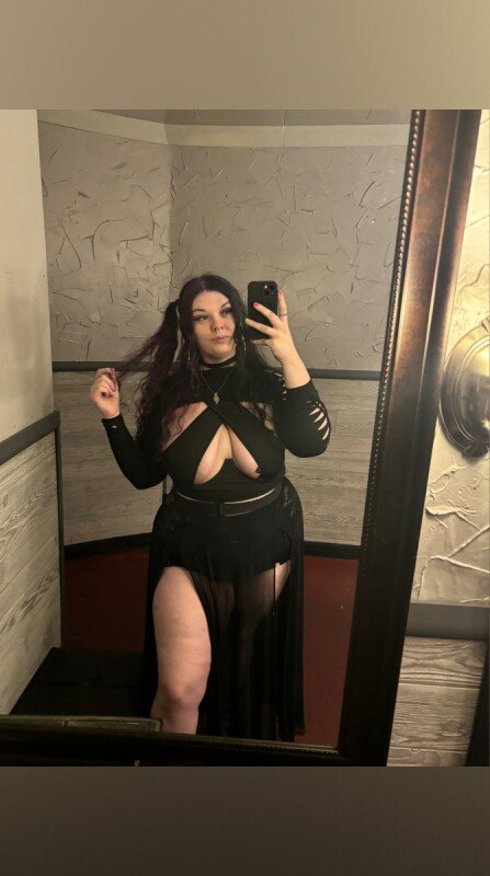 Spacemom (@spacemom), OnlyFans creator