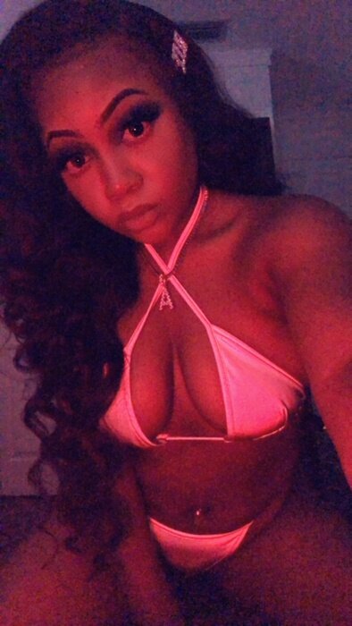 Sparkzondemand (@sparkzondemand), OnlyFans creator