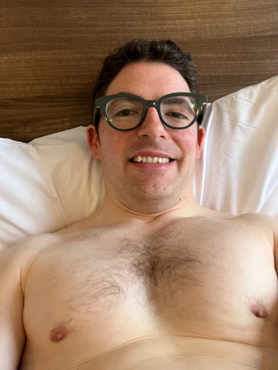 Specsandpecs (@specsandpecs), OnlyFans creator