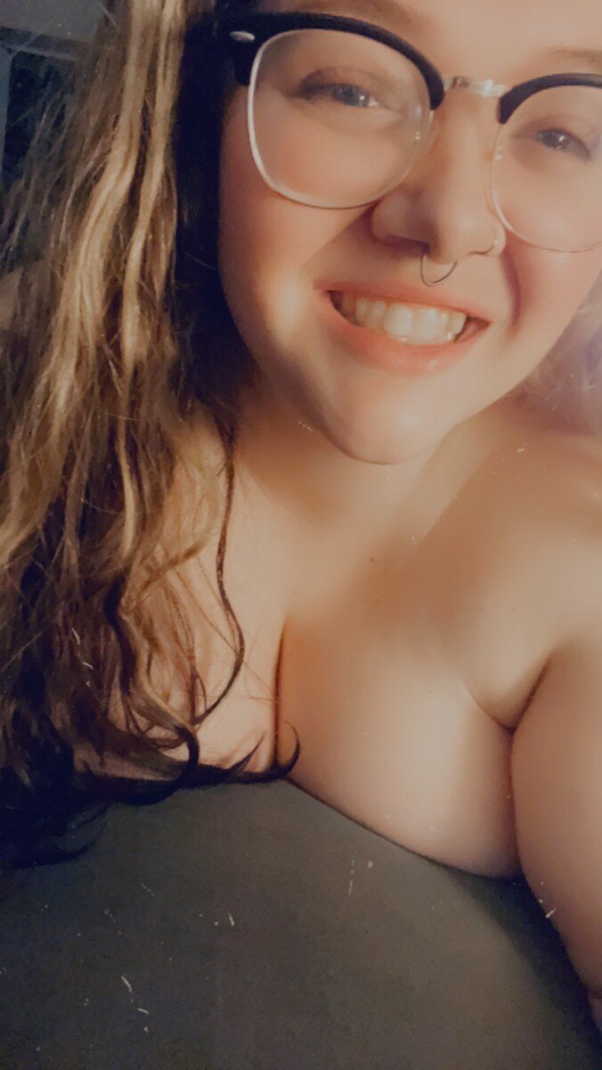 Spicymama02 (@spicymama02), OnlyFans creator