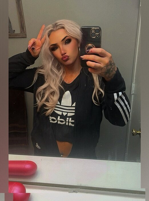 Spicymama1551 (@spicymama1551), OnlyFans creator
