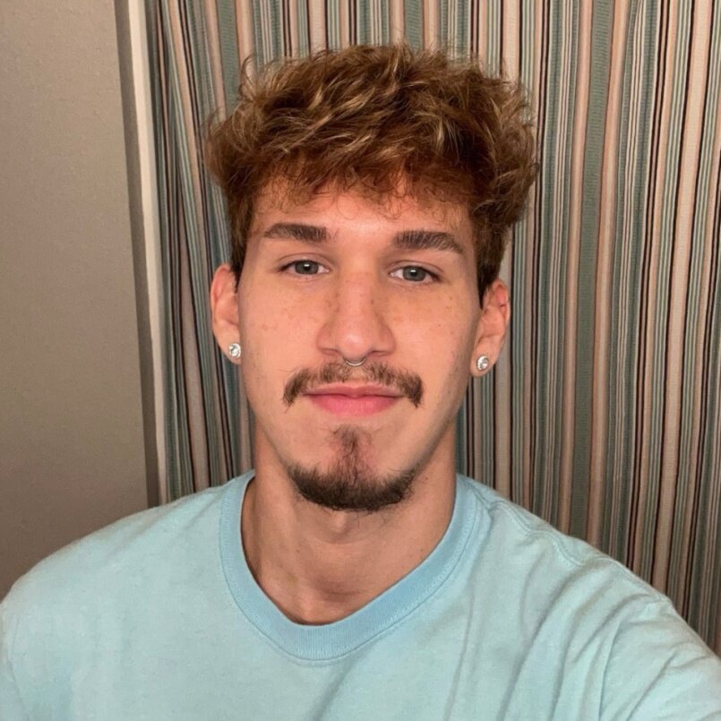Spicymikeyy (@spicymikeyy), OnlyFans creator