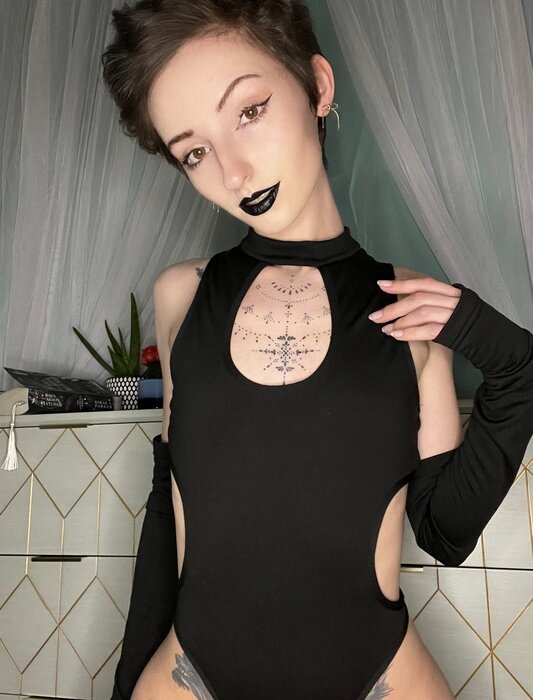 Spicysqueaksfree (@spicysqueaksfree), OnlyFans creator