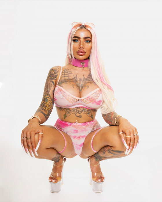 Spicytattoodoll (@spicytattoodoll), OnlyFans creator