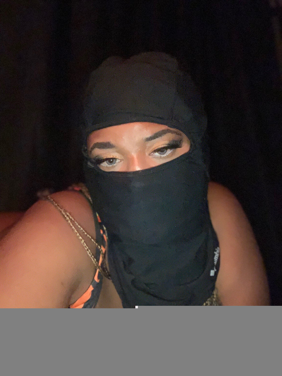 Spoiledyvette (@spoiledyvette), OnlyFans creator