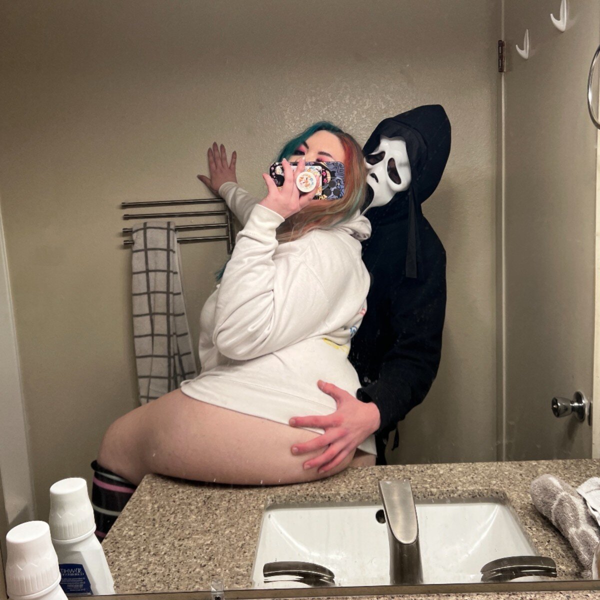 Spookiiestbaby (@spookiiestbaby), OnlyFans creator