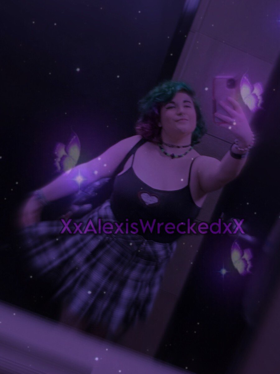 Spookyalexis (@spookyalexis), OnlyFans creator
