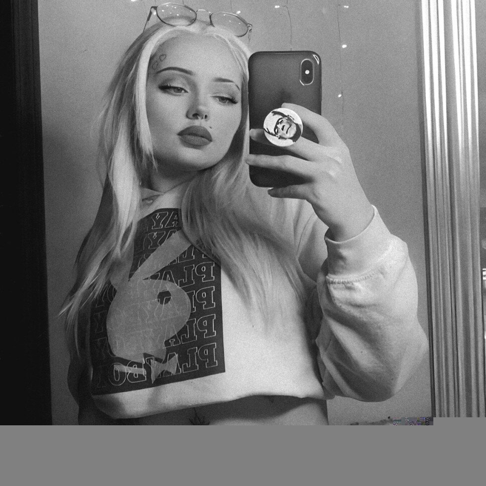 Spookybarbiegrl (@spookybarbiegrl), OnlyFans creator