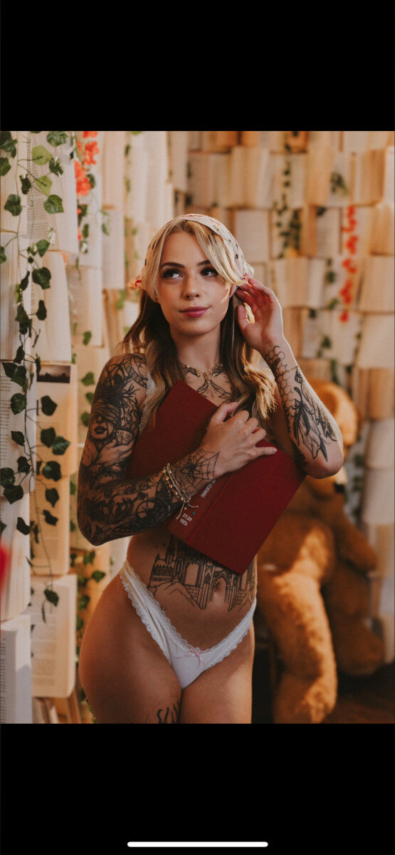 Spookybootyxx6 (@spookybooty_xx6), OnlyFans creator