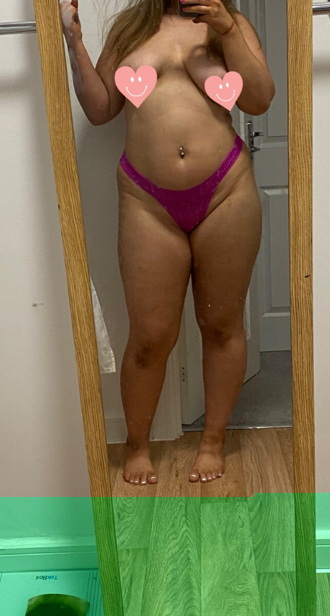 Squirtingsensationn (@squirtingsensationn), OnlyFans creator