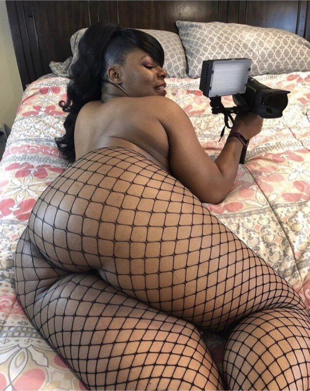 Staceyshortx3 (@staceyshortx3), OnlyFans creator